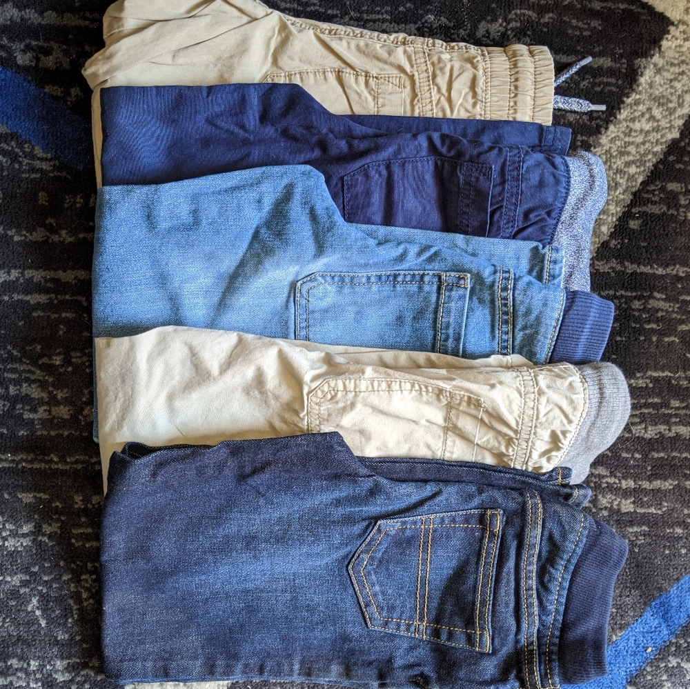 5 pair Carter's bottoms